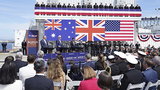 Australsk premir Anthony Albanese, americk prezident Joe Biden a britsk premir Rishi Sunak. (13. bezna 2023)