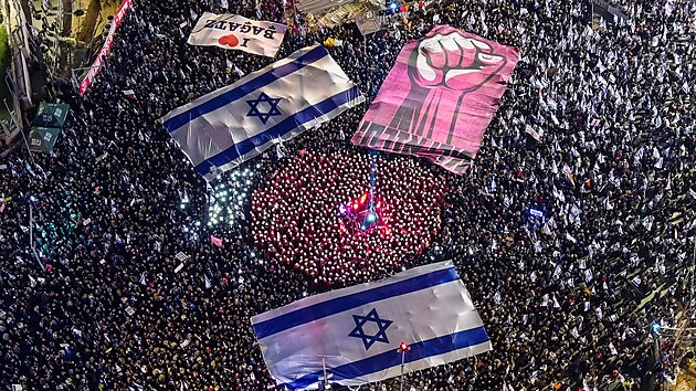 V Izraeli  v sobotu demonstrovalo podle mstnch mdi na 250 tisc lid, organiztoi hovo o pl milionu a o nejvtm protestu v historii zem. (11. bezna 2023)