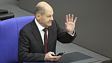 Nmecký kanclé Olaf Scholz v Bundestagu (17. bezna 2023)