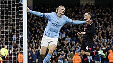 Erling Haaland z Manchesteru City oslavuje trefu proti Burnley ve tvrtfinále...