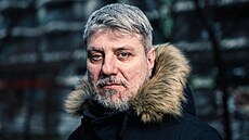 Jaroslav Miko, kamio�ák, který se rozhodl pomáhat d�tským uprchlík�m a o n�m�...