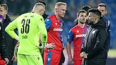 Zklamaní fotbalisté Plzn� po domácí proh�e s Bohemians