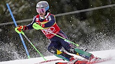 Lucas Braathen bhem závreného slalomu Svtového poháru.