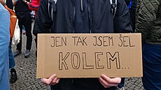 Student VE demonstruje proti odvolání dkana  Národohospodáské fakulty...