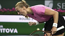 Petra Kvitová v utkání s Jelenou Ostapenkovou na turnaji v Indian Wells.