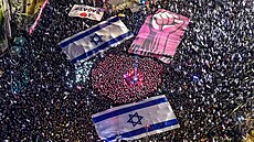 V Izraeli  v sobotu demonstrovalo podle místních médií na 250 tisíc lidí,...