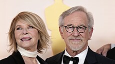 Steven Spielberg a jeho man�elka Kate Capshawová p�icházejí na 95. ro�ník...