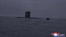 Severní Korea odpálila z ponorky dv stely s plochou dráhou letu. Údajný test...