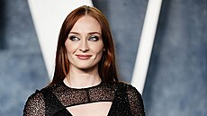 Sophie Turnerová na Vanity Fair Oscar party (Los Angeles, 12. b�ezna 2023)