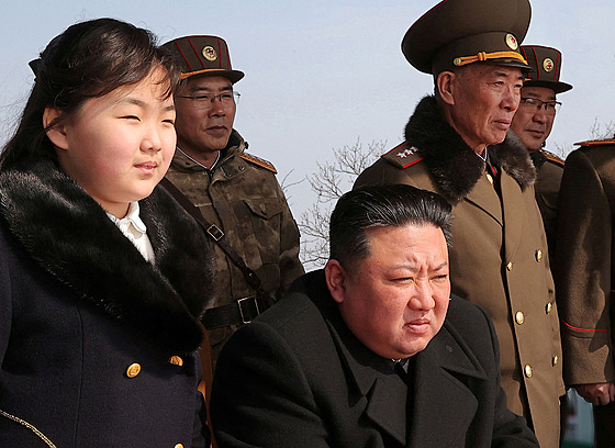 Severokorejský lídr Kim Čong-un s dcerou Kim Ču-e (20. března 2023)