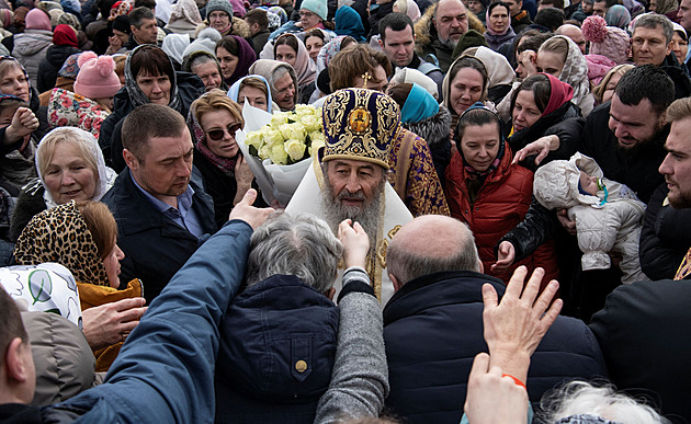 Boj o svaté srdce pravoslaví. Schizma v ukrajinské církvi spěje do finále