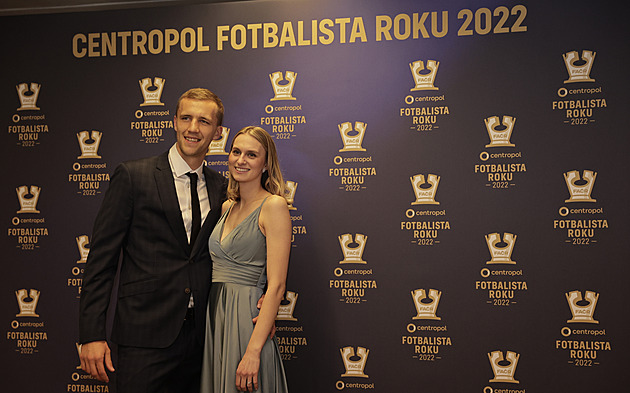 Nejlepším fotbalistou za loňský rok je Schick, trenérem byl zvolen Bílek