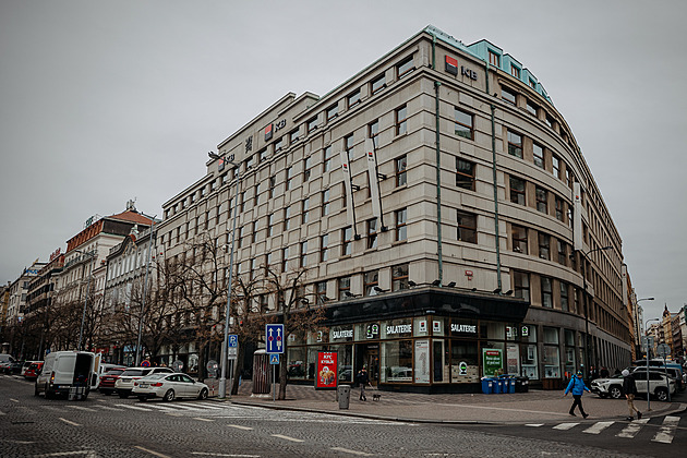 Komerční banka se vzdává další ikonické budovy v centru Prahy