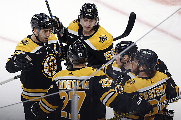 Skvělý Pastrňák pokořil padesátku gólů a 600. bodů kariéry v NHL