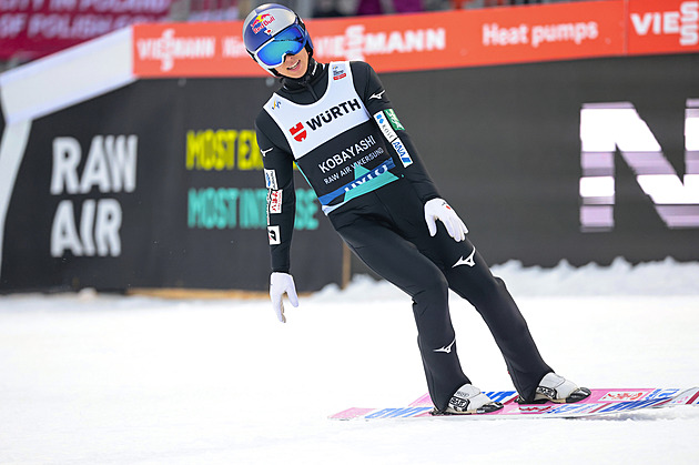 Skokanům na lyžích v Lahti vládli vítr a Rjoju Kobajaši