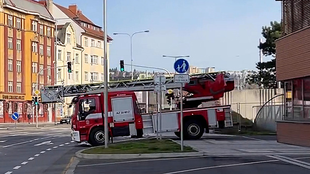 Pražští hasiči slaví 170 let od založení, vyrazili na spanilou jízdu