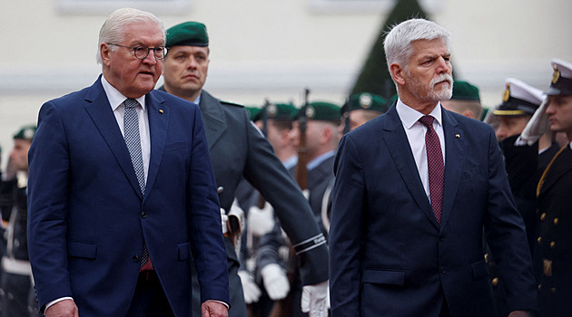 Prezident Pavel se setkal se Steinmeierem, odpoledne navštíví i Scholze