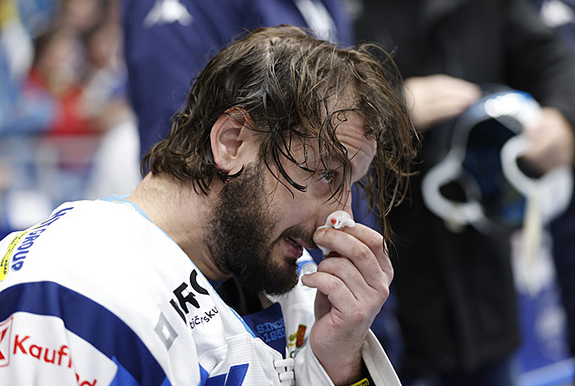 Kapitán ve čtvrté lajně? Uvidíme jiného Zaťoviče, hlásí kouč Komety Martinec