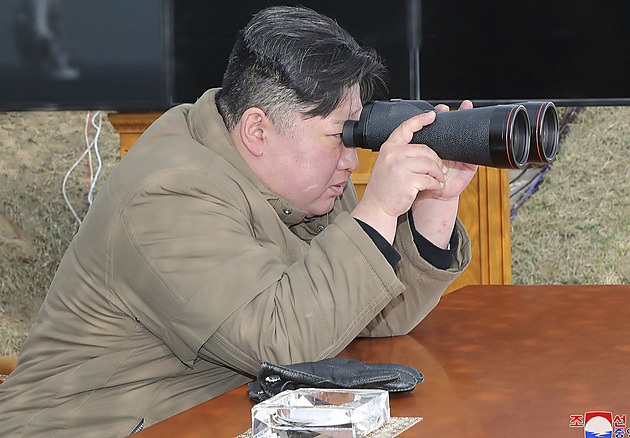 Kim Čong-un otestoval podvodní dron, který může vyvolat radioaktivní tsunami