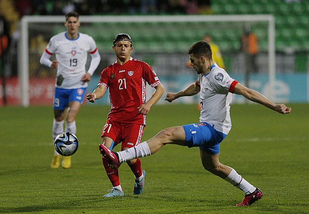 ONLINE: Moldavsko - Česko 0:0, pomalý rozjezd, domácí hrozí po rohu