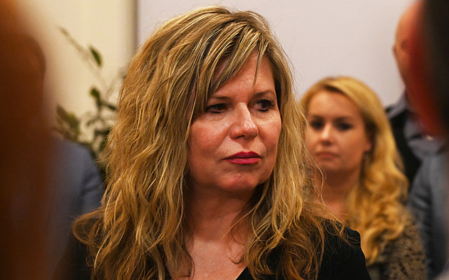 Politická jednání v Ostravě krachují. Možné je snad všechno, shodují se lídři