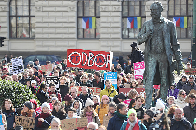 Akademici svolávají protest. Nemáme dost peněz a kvalita vzdělání klesne, varují