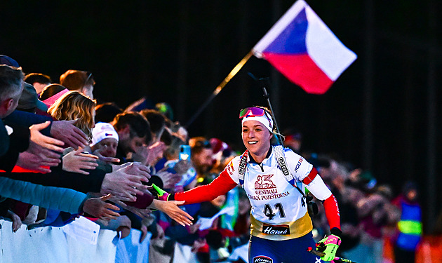 Biatlonovou exhibici ovládli Krčmář a Davidová, mají tituly v supersprintu