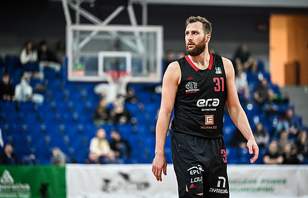 Basketbalisté Nymburka nedali v prvním čtvrtfinále šanci USK