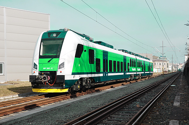Bateriové vlaky jsou budoucností regionálních tratí. Ujedou až 80 kilometrů