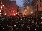 Ve Francii lidé opt protestují proti dchodové reform. (22. bezna 2023)