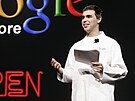 Larry Page pedstavuje Google Video Store na veletrhu CES v Las Vegas 6. ledna...