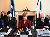 Skotská premiérka Nicola Sturgeonová vede své poslední jednání vlády. (21....