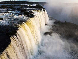Vodopády Iguazu na hranicích Argentiny a Brazílie