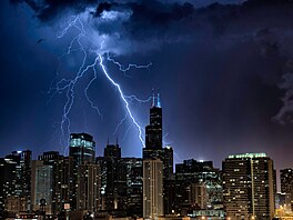 Bouka elektrizující panorama Chicaga. Tento dsivý, ale zárove pozoruhodný...