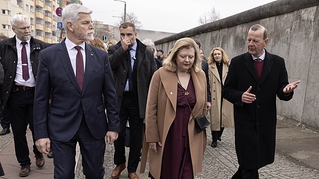 Prezident Petr Pavel si v Berlíně prohlédl zbytky Berlínské zdi. (21. března 2023)
