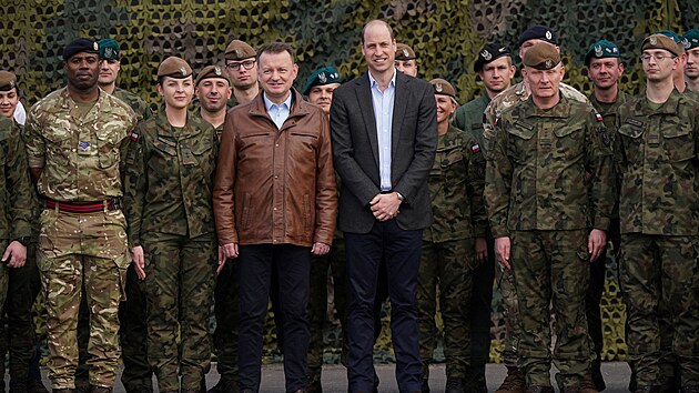 Britský princ William přicestoval do Polska. Setkal se s polskými a britskými vojáky a poděkoval jim za podporu Ukrajině. Později se sešel i s ukrajinskými uprchlíky a vyslechl si jejich příběhy. (22. března 2023)