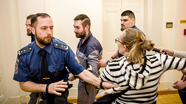 Odvolac soud projednval dal ppad Patrika Tula. Rozsudek mui uloil souhrnn trest 15 msc vzen za vyhroovn strnkovi zabitm a za vydrn eny, kter na socilnch stch rozkrvala jeho dezinformace. (21. bezna 2023)