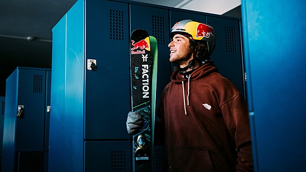 Jsem tu jako doma, ��k� jezdec o �kole.