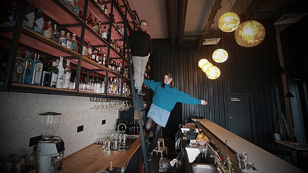 Nov� bar v Liberci chyst� Eli�ka Hauserov� se sv�m partnerem Martinem Havlenem.