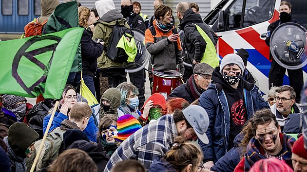 Demonstrace se zúčastnilo asi 500 lidí, policie jich zadržela osmdesát. (25.... | na serveru Lidovky.cz | aktuální zprávy