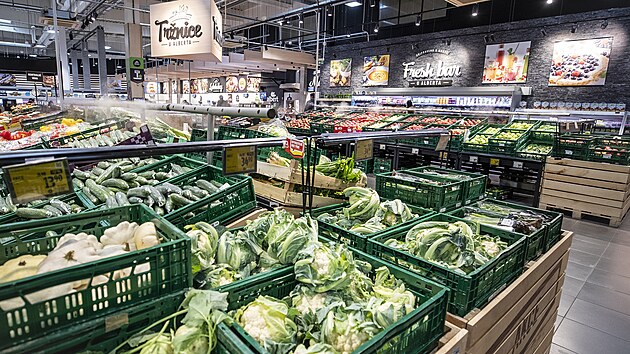 Spr�vn� mikroklima udr�uje ovoce a zeleninu d�le �erstv�. V Albertu vyu��vaj� syst�m such� p�ry. (26. z��� 2022)