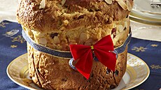 Panettone s brusinkami