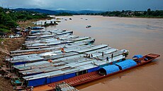 Klimatické zmny a výstavba ínských pehrad na ece Mekong negativn ovlivuje...