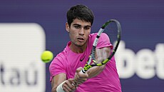 Sv�tová jedni�ka Carlos Alcaraz v osmifinále turnaje v Miami.