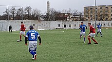 Fotbalový stadion v A�i se do�ká rekonstruovaných �aten.