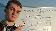 Vojtěch Kloud studuje matematiku, v roce 2022 vyhrál mezinárodní matematickou...