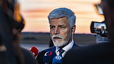 Český prezident Petr Pavel na tiskovém briefingu před odletem z polského Řešova...