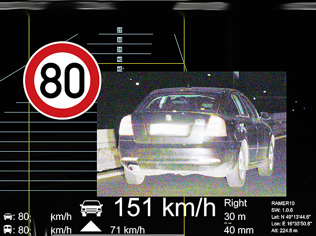 Řidiči se řítili po Brně jako při závodech, jednomu naměřili stopadesátku