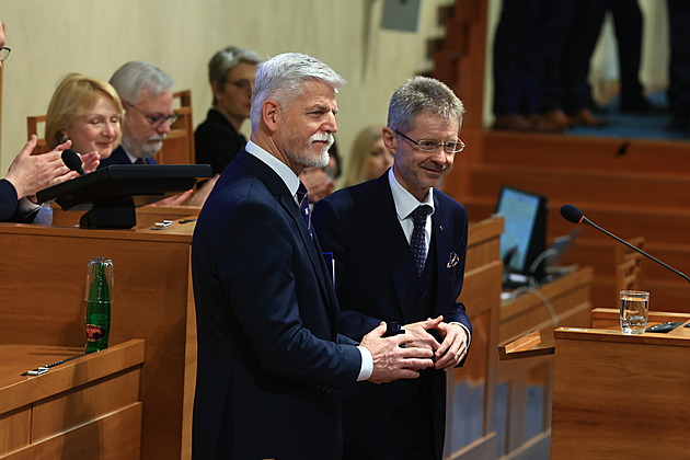 Pavel se sejde se třemi adepty na ústavní soudce, se senátory jména neřešil
