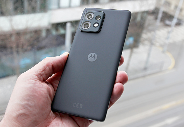 Tak má vypadat super výbava za příplatek. Test Motoroly Edge 40 Pro